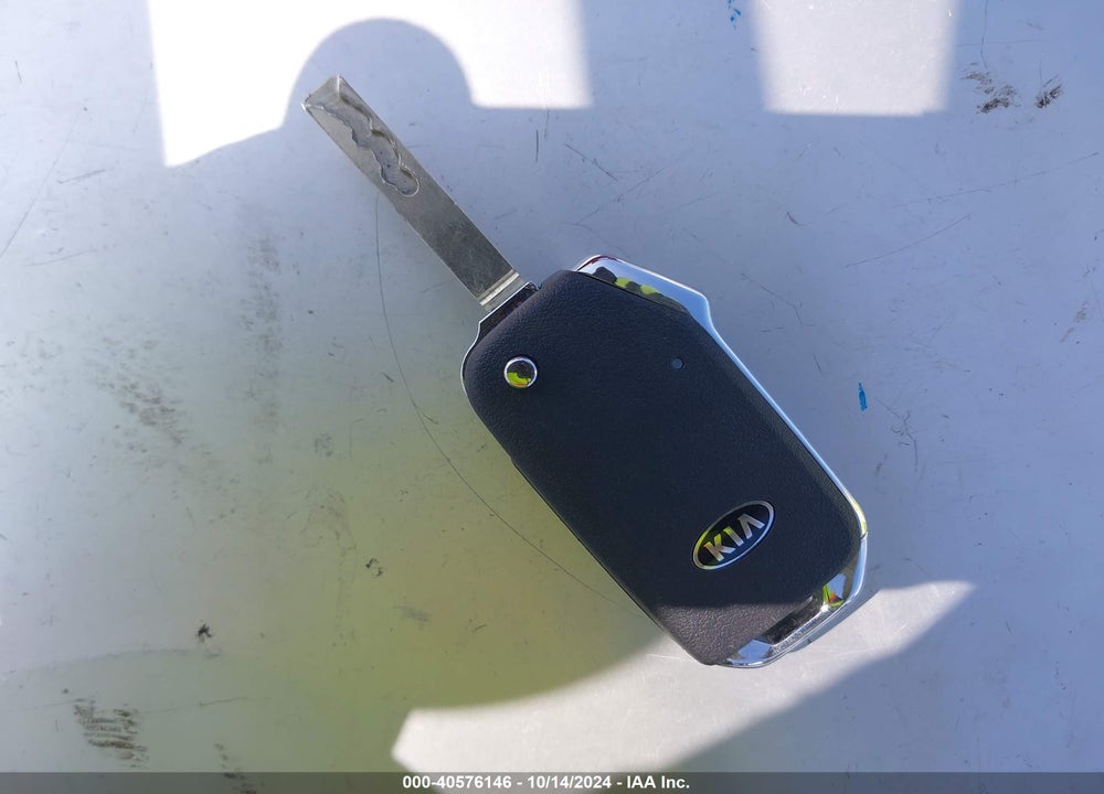 2021 KIA SOUL !/+/S VIN: KNDJ23AU9M7763164