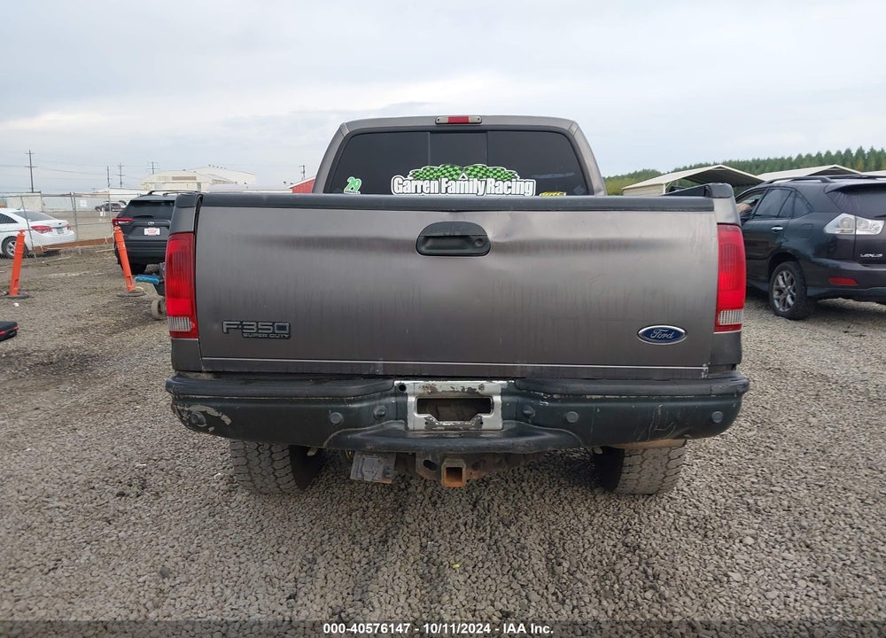 2003 FORD F-350 LARIAT/XL/XLT VIN: 1FTSW31P33EB38126