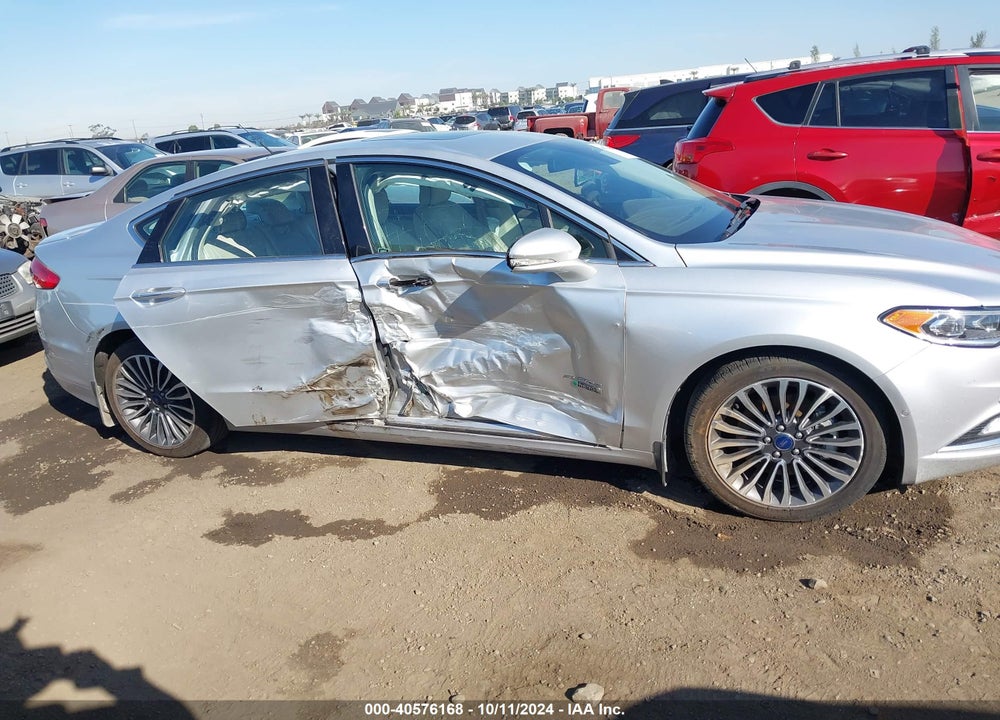 2017 FORD FUSION ENERGI PLATINUM VIN: 3FA6P0SU2HR190231