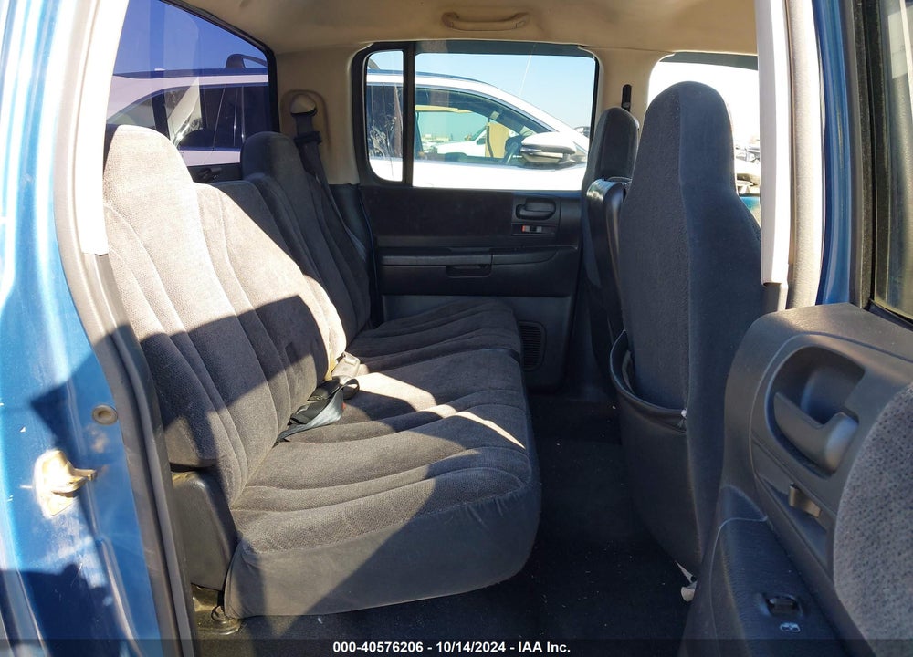 2002 DODGE DAKOTA SPORT VIN: 1B7HL38XX2S712908