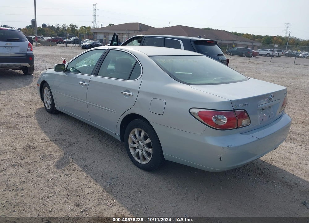 2002 LEXUS ES 300 VIN: JTHBF30GX25032495