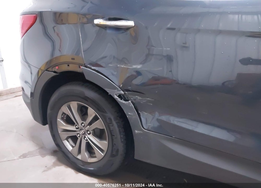 2014 HYUNDAI SANTA FE SPORT 2.4L VIN: 5XYZUDLB1EG178601
