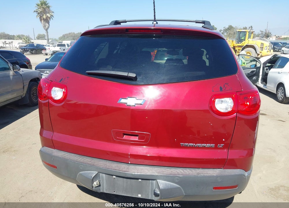2011 CHEVROLET TRAVERSE 1LT VIN: 1GNKRGED1BJ110692