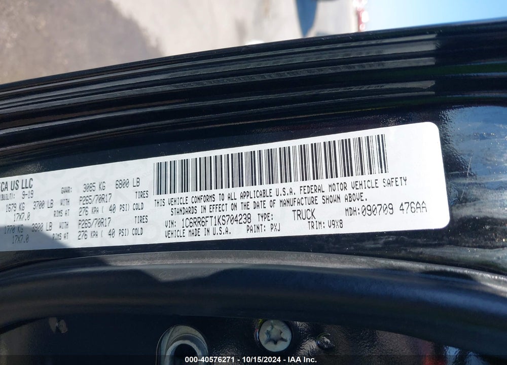 2019 RAM 1500 CLASSIC TRADESMAN 4X2 6'4 BOX VIN: 1C6RR6FT1KS704238