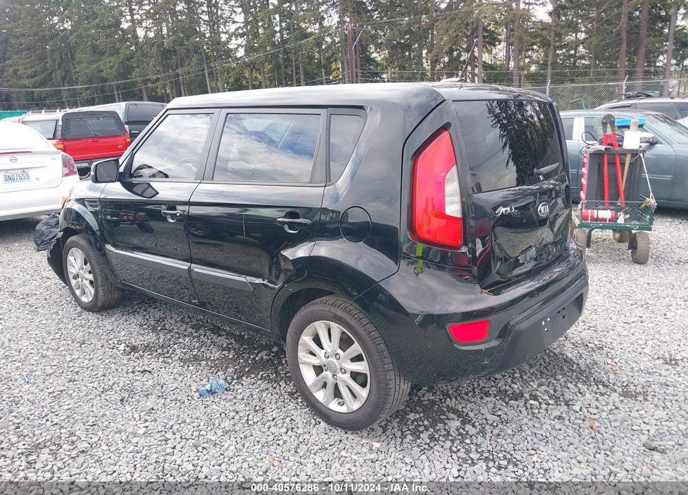 2013 KIA SOUL VIN: KNDJT2A61D7570855