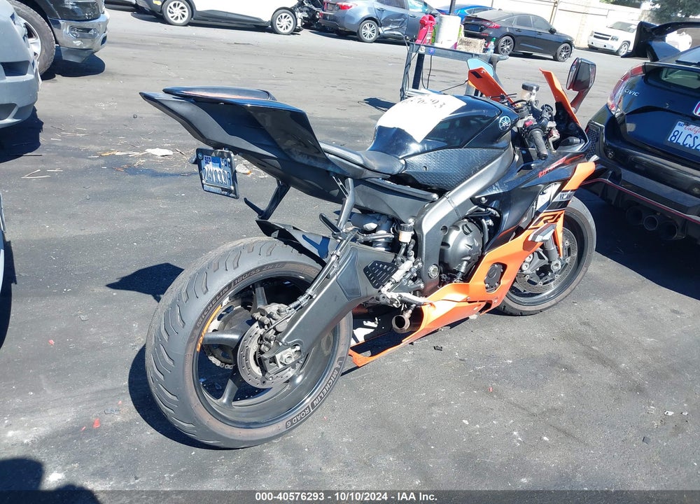 2020 YAMAHA YZFR6 C VIN: JYARJ28Y3LA002622