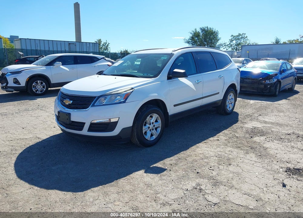 2017 CHEVROLET TRAVERSE LS VIN: 1GNKRFED0HJ211015
