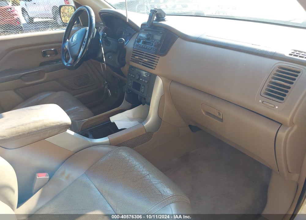 2004 HONDA PILOT EX-L VIN: 2HKYF18564H558998