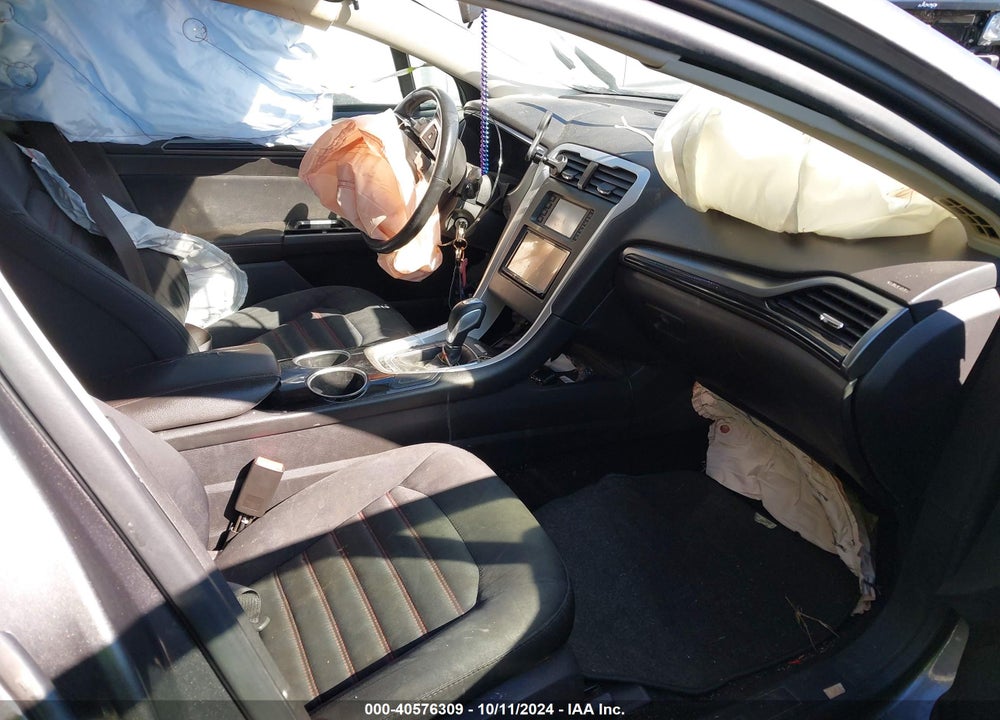 2013 FORD FUSION SE VIN: 3FA6P0HR8DR153973