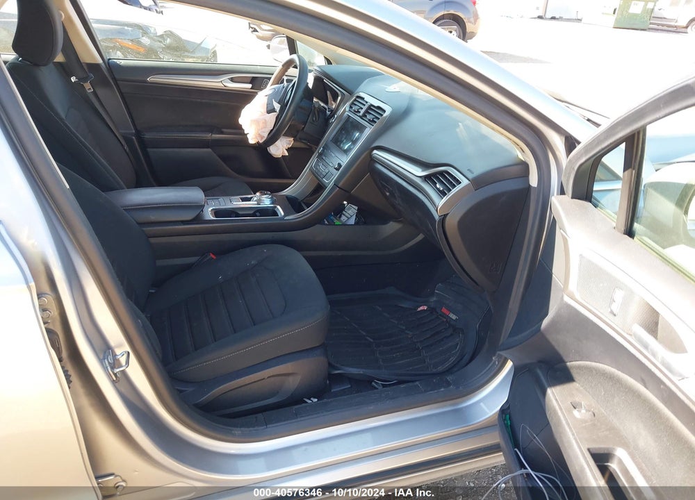 2020 FORD FUSION SE VIN: 3FA6P0HD5LR259395