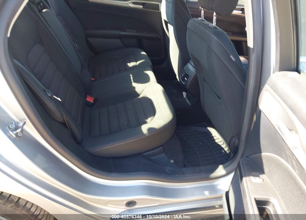 2020 FORD FUSION SE VIN: 3FA6P0HD5LR259395