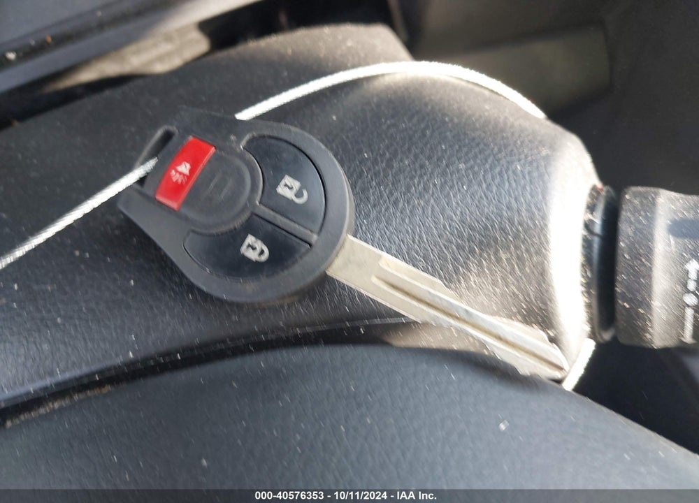 2013 NISSAN ROGUE S VIN: JN8AS5MT9DW523394