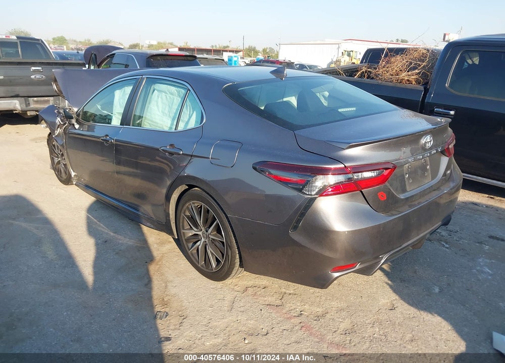 2022 TOYOTA CAMRY SE VIN: 4T1G11AK3NU620385