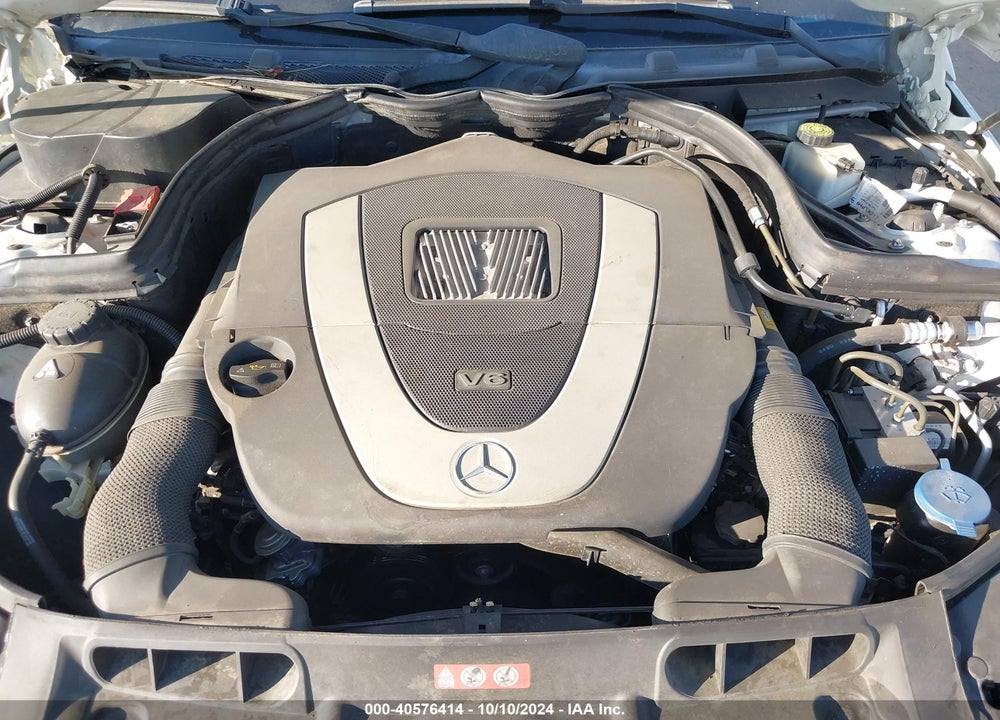 2010 MERCEDES-BENZ C 300 LUXURY/SPORT VIN: WDDGF5EB1AR090699
