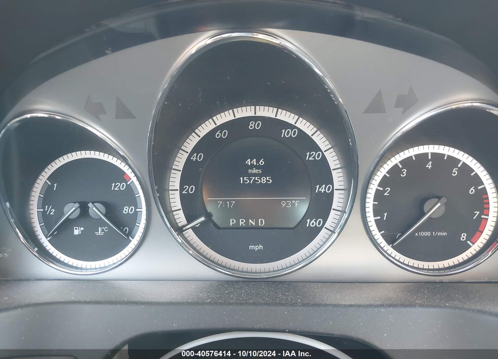 2010 MERCEDES-BENZ C 300 LUXURY/SPORT VIN: WDDGF5EB1AR090699