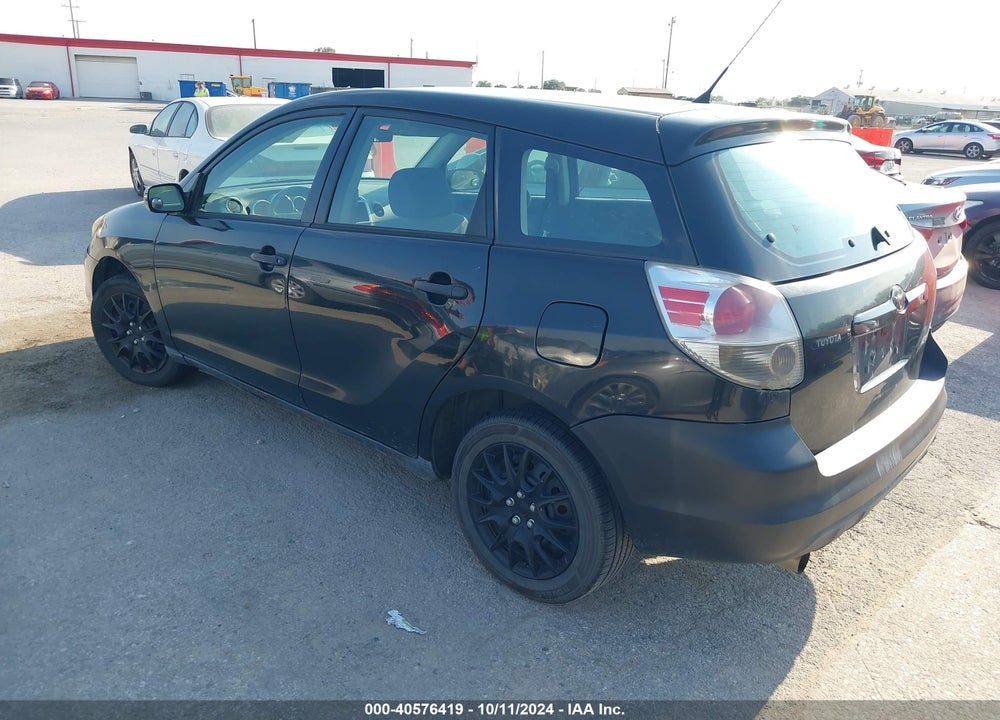 2005 TOYOTA MATRIX VIN: 2T1KR32E75C365104