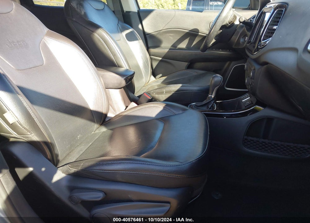 2020 JEEP COMPASS LIMITED FWD VIN: 3C4NJCCB9LT114412