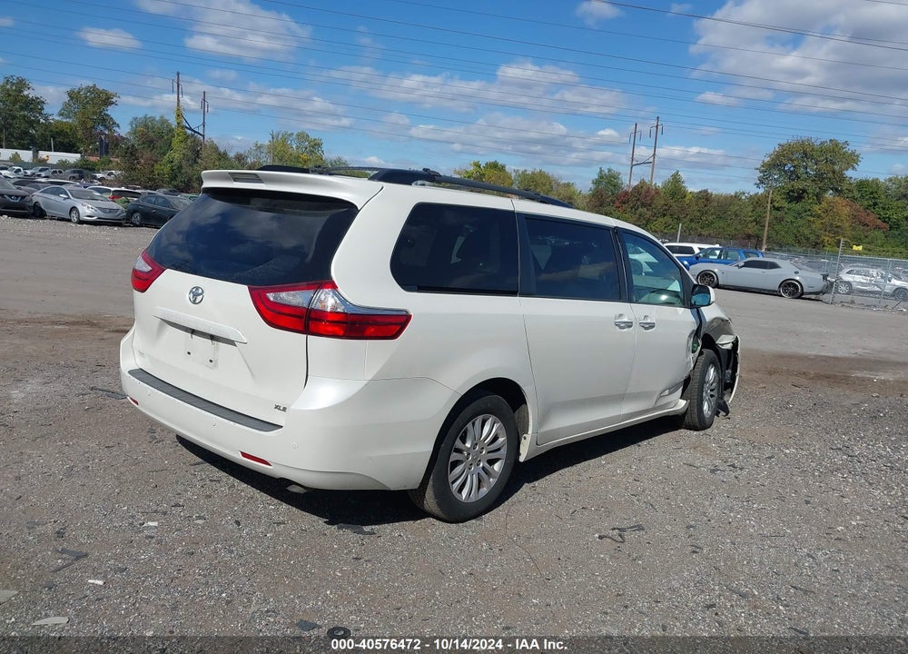2016 TOYOTA SIENNA XLE 8 PASSENGER VIN: 5TDYK3DC5GS761519