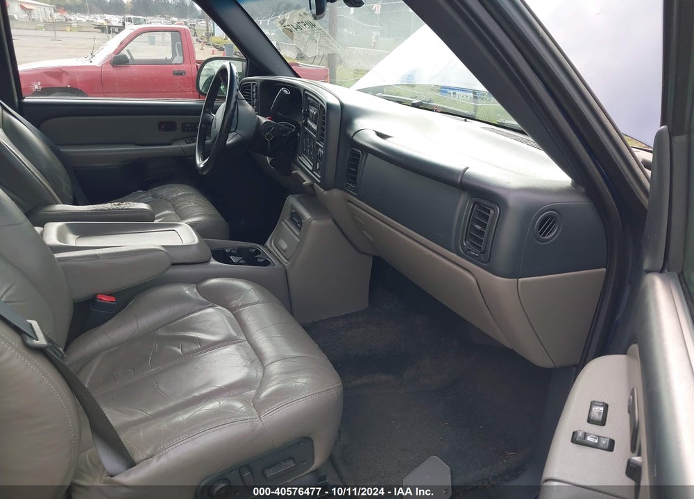 2002 CHEVROLET TAHOE LT VIN: 1GNEK13Z32J152939