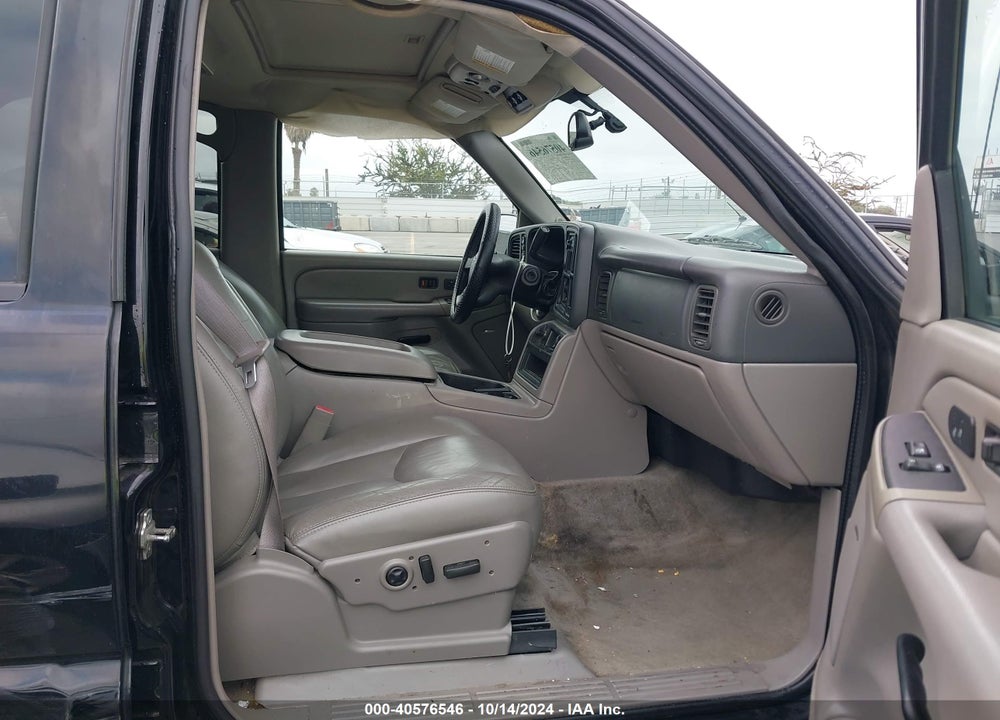 2005 CHEVROLET TAHOE Z71 VIN: 1GNEK13T35R158855