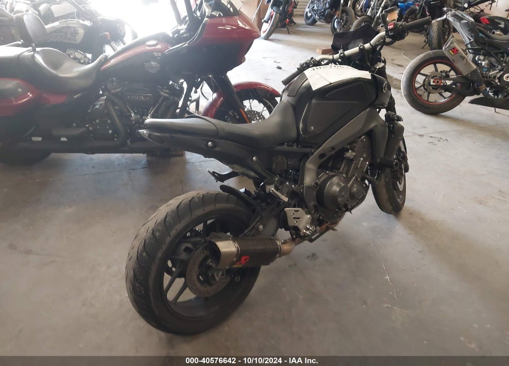 2023 YAMAHA MT09 VIN: JYARN71E9PA003491