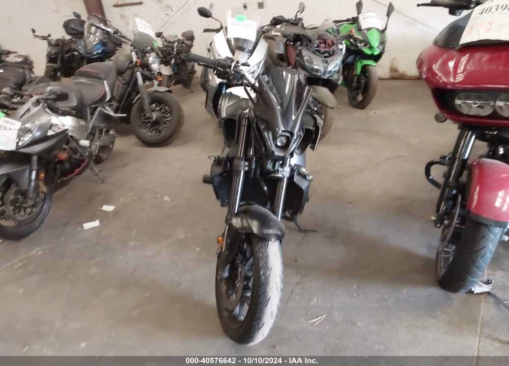 2023 YAMAHA MT09 VIN: JYARN71E9PA003491