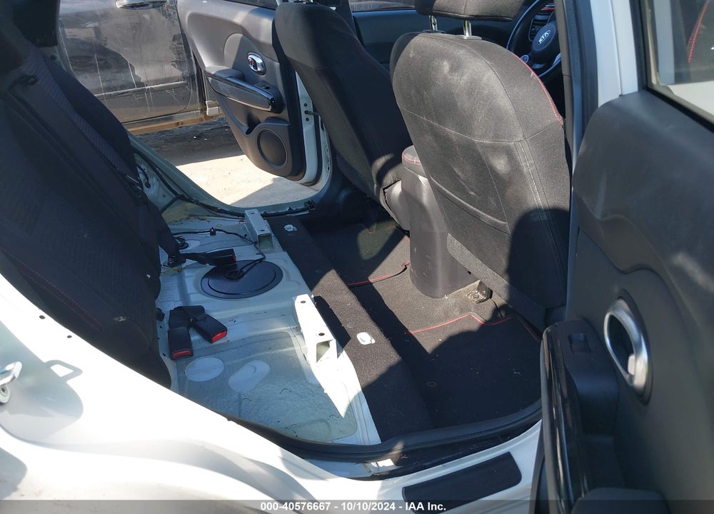 2014 KIA SOUL VIN: KNDJP3A58E7083946