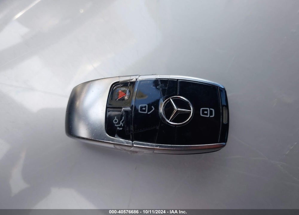 2022 MERCEDES-BENZ E 350 VIN: W1KZF8DB2NB053736