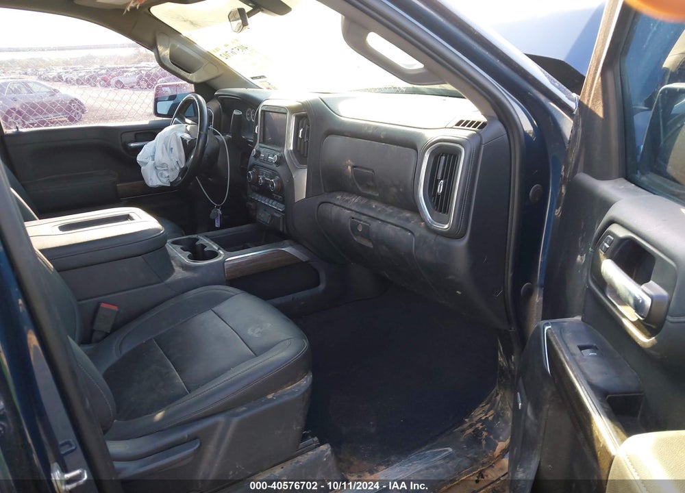 2021 CHEVROLET SILVERADO 1500 4WD SHORT BED LT TRAIL BOSS VIN: 3GCPYFED2MG258298