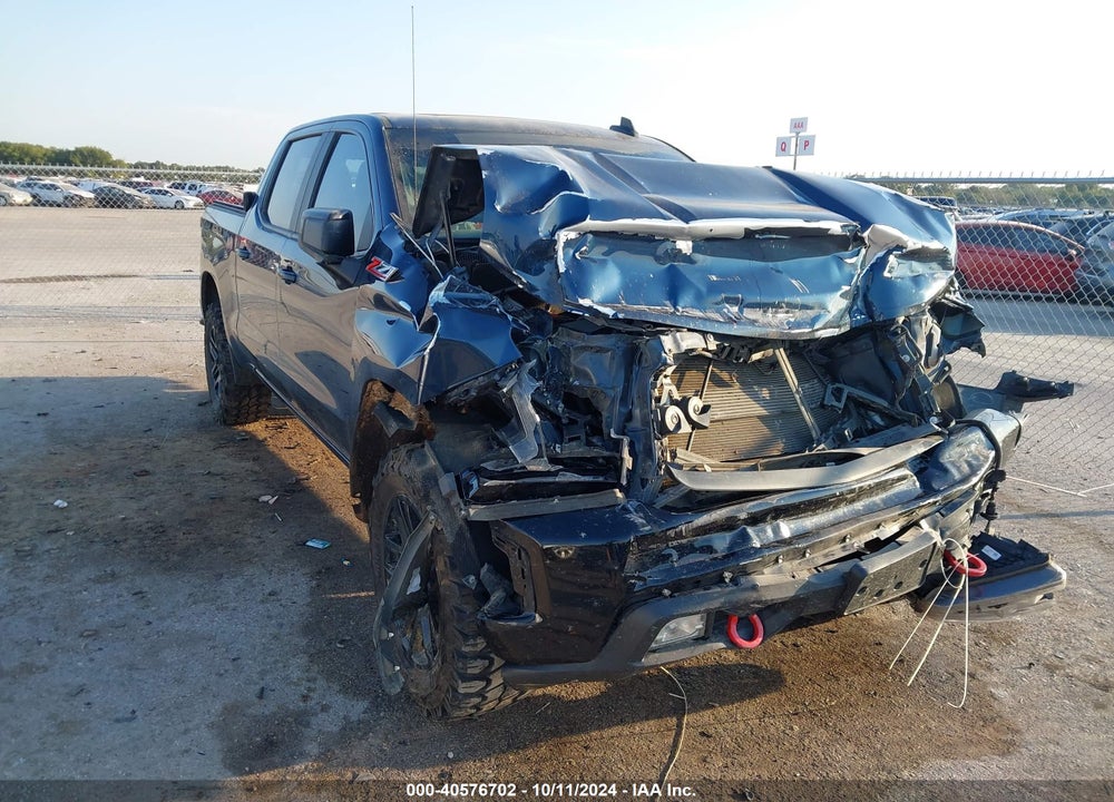 2021 CHEVROLET SILVERADO 1500 4WD SHORT BED LT TRAIL BOSS VIN: 3GCPYFED2MG258298