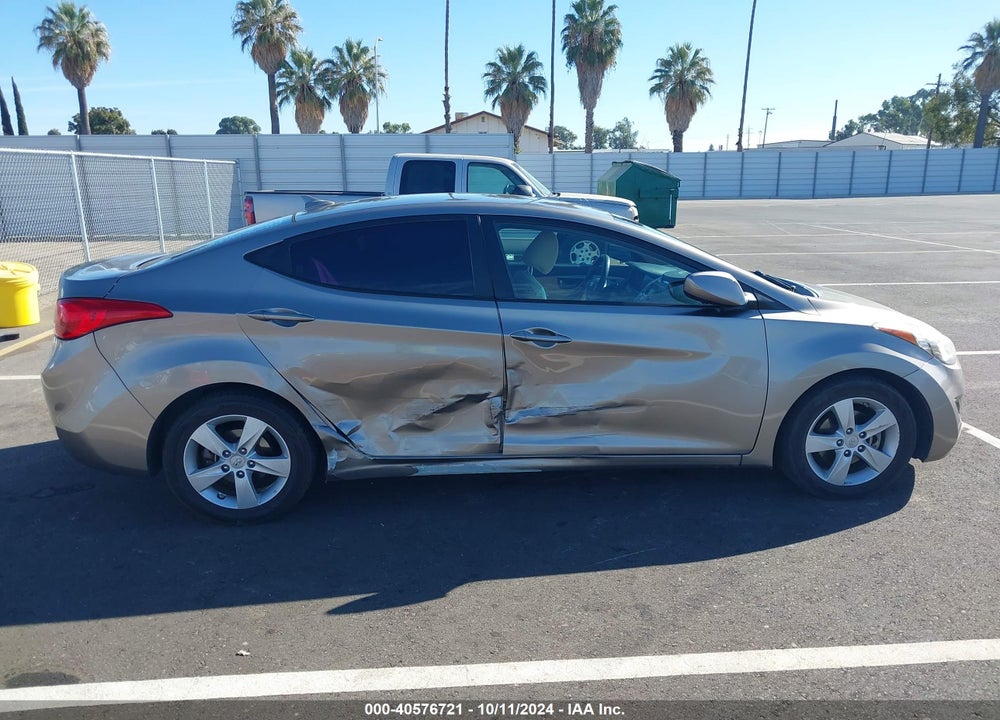 2013 HYUNDAI ELANTRA GLS VIN: 5NPDH4AE5DH329281