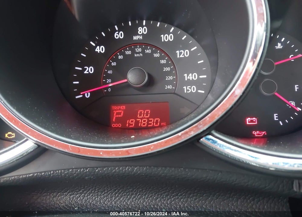 2013 KIA SORENTO LX VIN: 5XYKT3A14DG354452