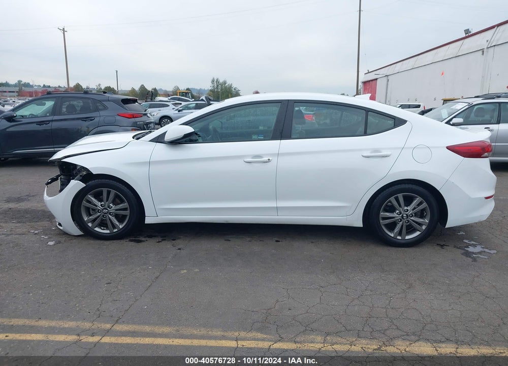 2017 HYUNDAI ELANTRA SE VIN: 5NPD84LF3HH174905