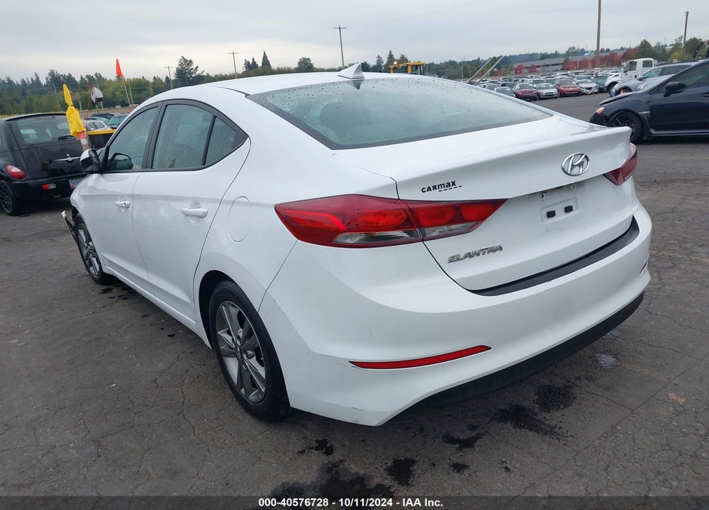 2017 HYUNDAI ELANTRA SE VIN: 5NPD84LF3HH174905