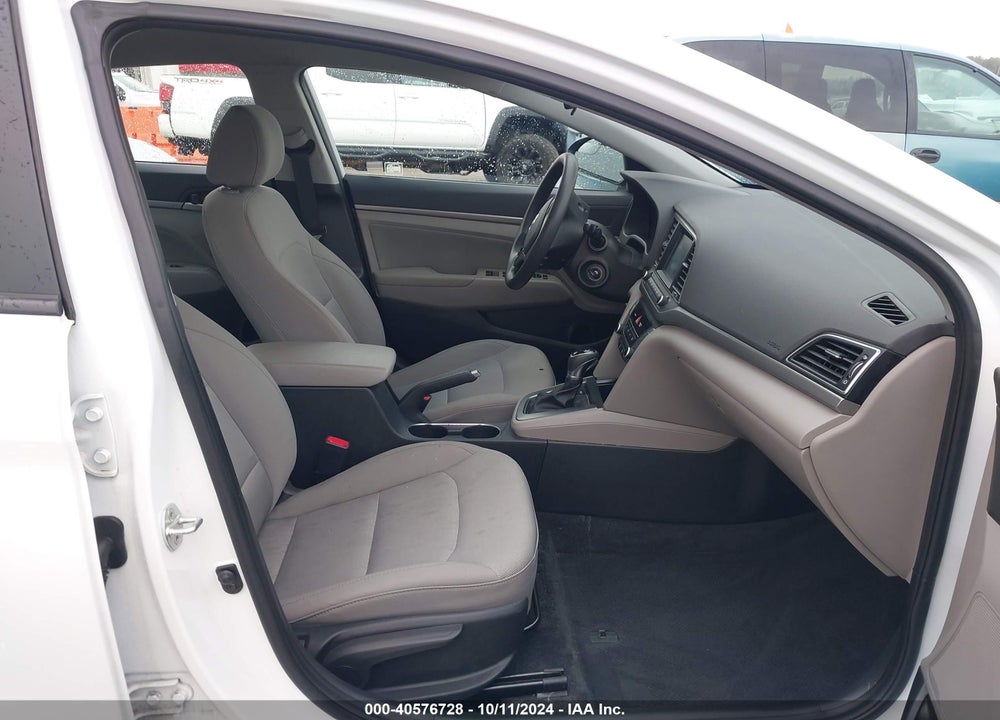 2017 HYUNDAI ELANTRA SE VIN: 5NPD84LF3HH174905