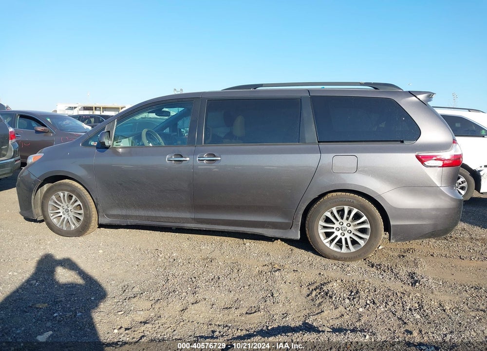 2020 TOYOTA SIENNA XLE VIN: 5TDYZ3DC2LS064296