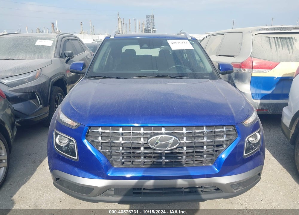 2022 HYUNDAI VENUE LIMITED VIN: KMHRC8A38NU204174
