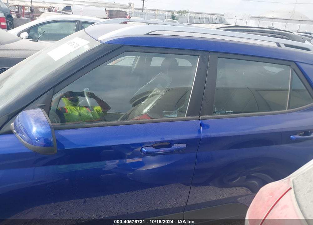 2022 HYUNDAI VENUE LIMITED VIN: KMHRC8A38NU204174