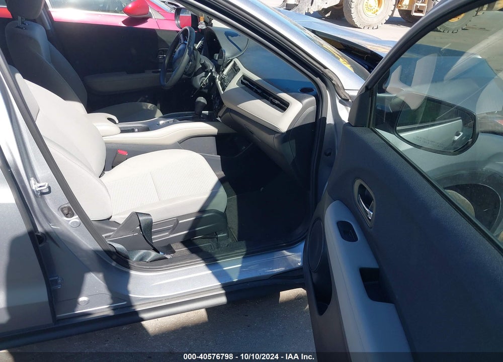 2021 HONDA HR-V AWD LX VIN: 3CZRU6H37MM733480