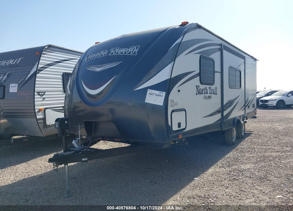 2016 NORTH TRAIL TRAVEL TRAILER VIN: 5SFNB262XGE313653