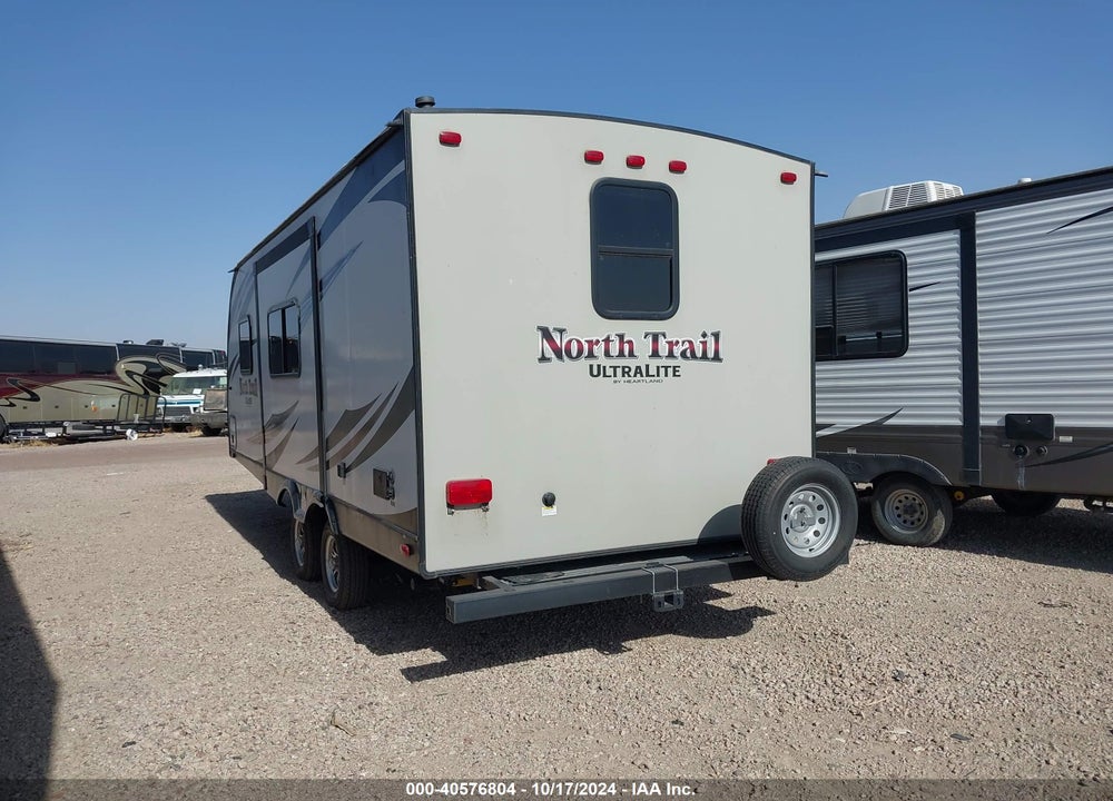 2016 NORTH TRAIL TRAVEL TRAILER VIN: 5SFNB262XGE313653