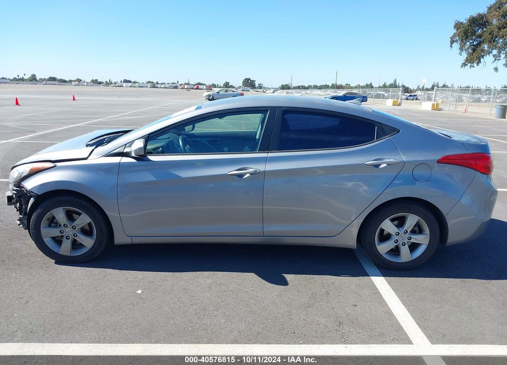 2013 HYUNDAI ELANTRA GLS VIN: KMHDH4AE5DU011517