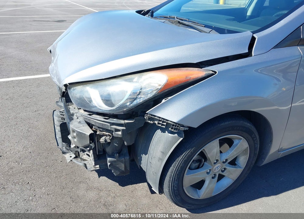 2013 HYUNDAI ELANTRA GLS VIN: KMHDH4AE5DU011517