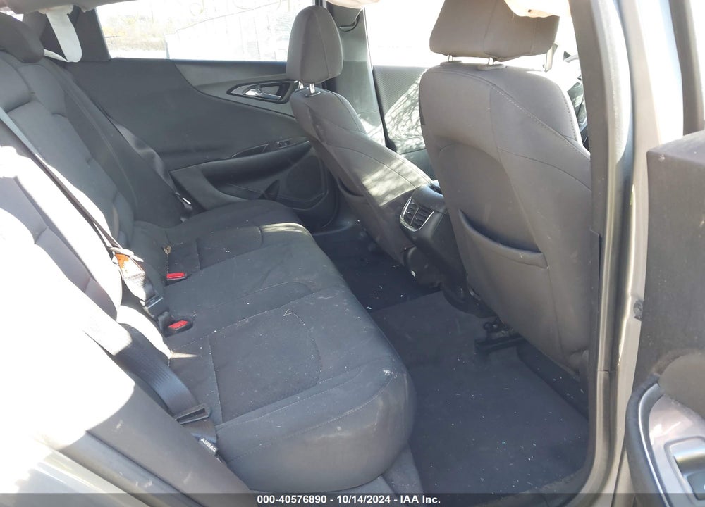 2018 CHEVROLET MALIBU LT VIN: 1G1ZD5ST6JF206270