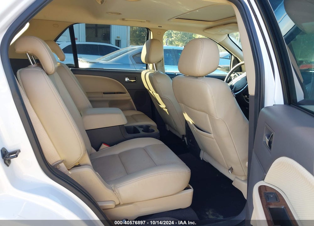 2008 FORD TAURUS X LIMITED VIN: 1FMDK06W28GA04895