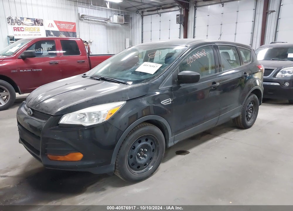 2015 FORD ESCAPE S VIN: 1FMCU0F73FUA39572