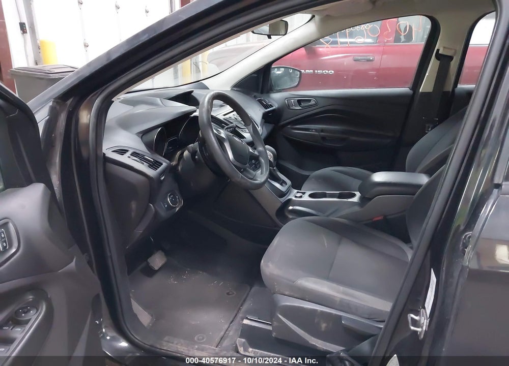 2015 FORD ESCAPE S VIN: 1FMCU0F73FUA39572
