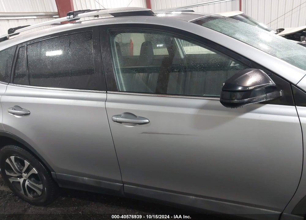 2016 TOYOTA RAV4 LE VIN: 2T3BFREV0GW454366