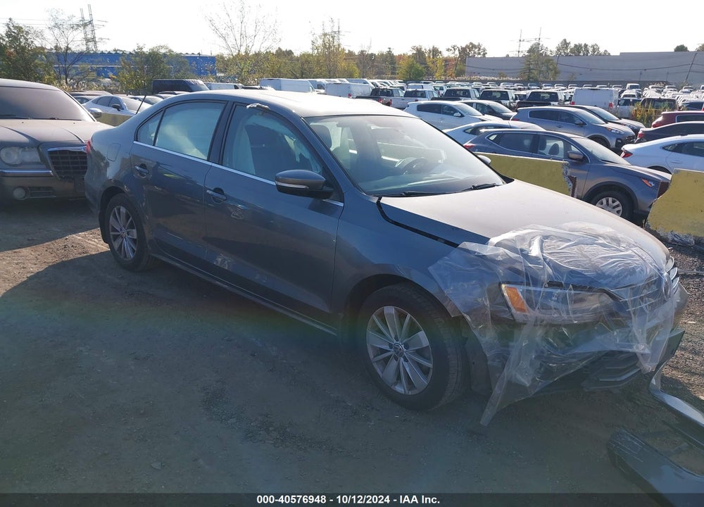 2015 VOLKSWAGEN JETTA 1.8T SE VIN: 3VWD17AJXFM342816