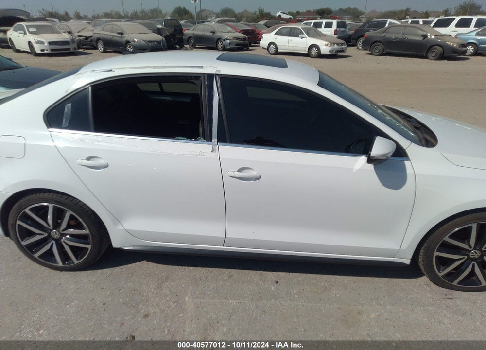 2013 VOLKSWAGEN JETTA GLI AUTOBAHN W/NAV VIN: 3VW567AJ7DM427230